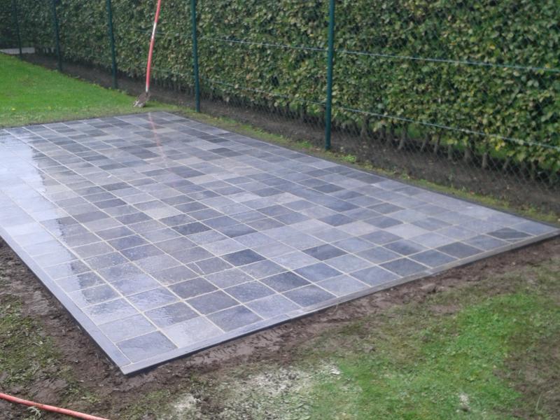 Project met natuursteen terrassen