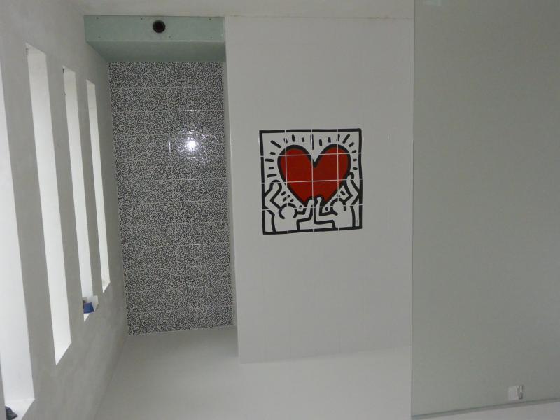 Project met vloeren wandtegels keith haring